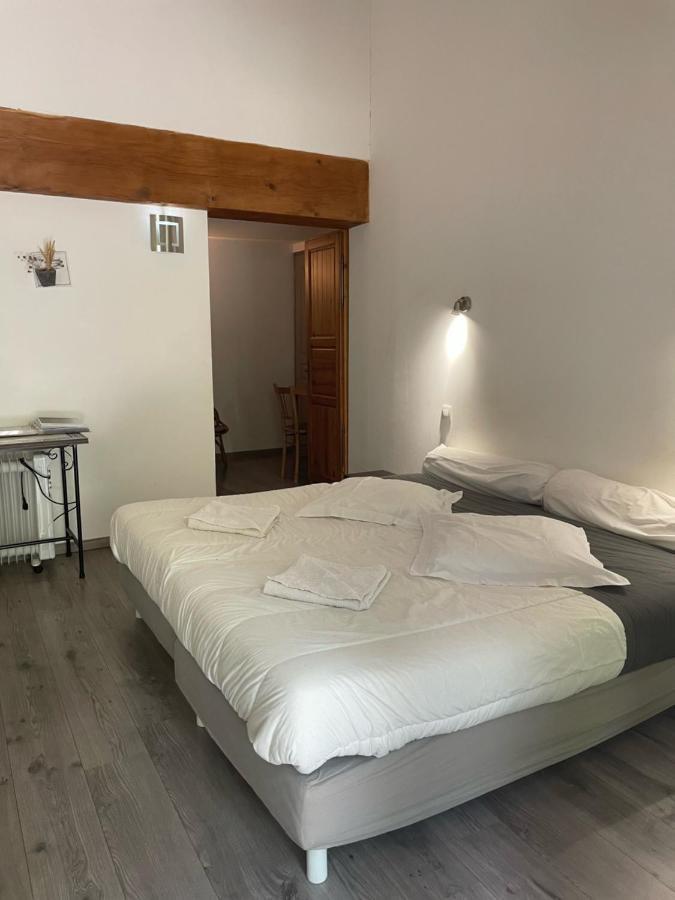 Bed and Breakfast Domaine Les Cascades à Ribaute Extérieur photo